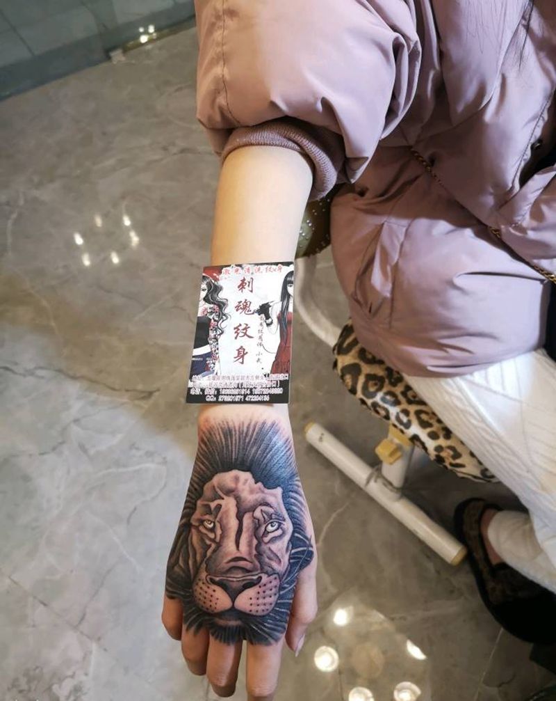 狮子头纹身图片