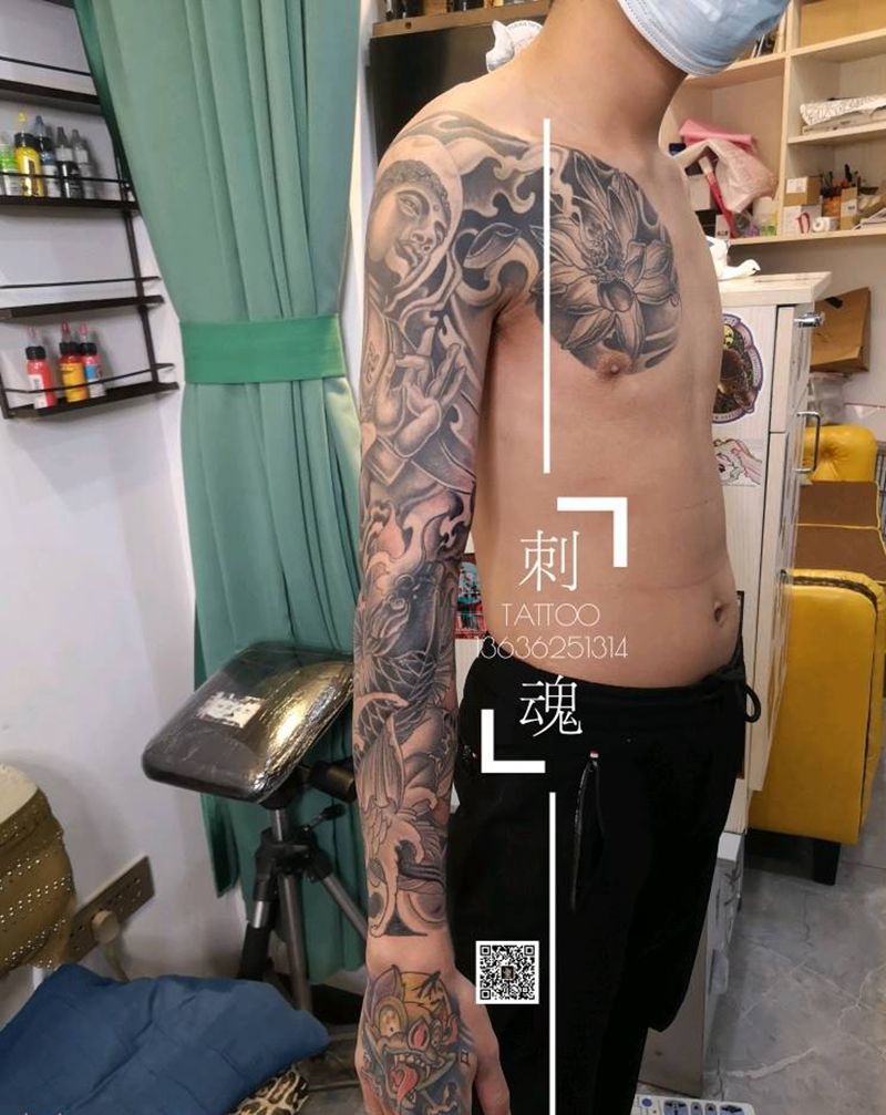 近期作品纹身图片_手臂新传统纹身图案