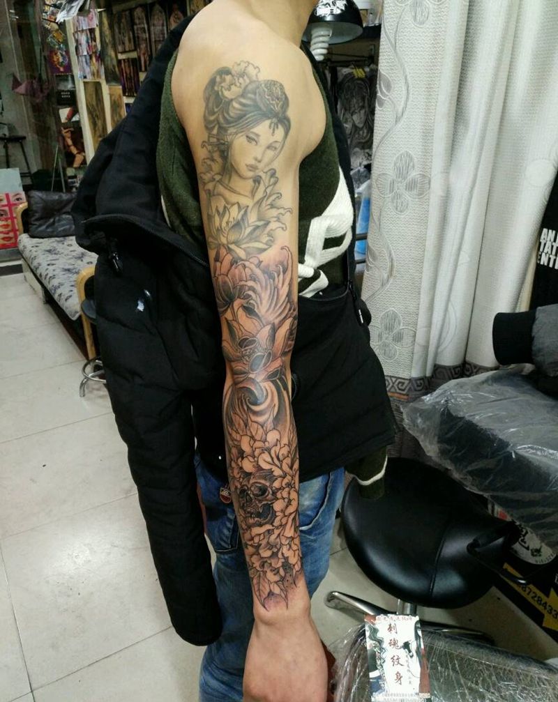 小花臂一组纹身图片_手臂传统清新植物原创花絮生活成品插画纹身图案