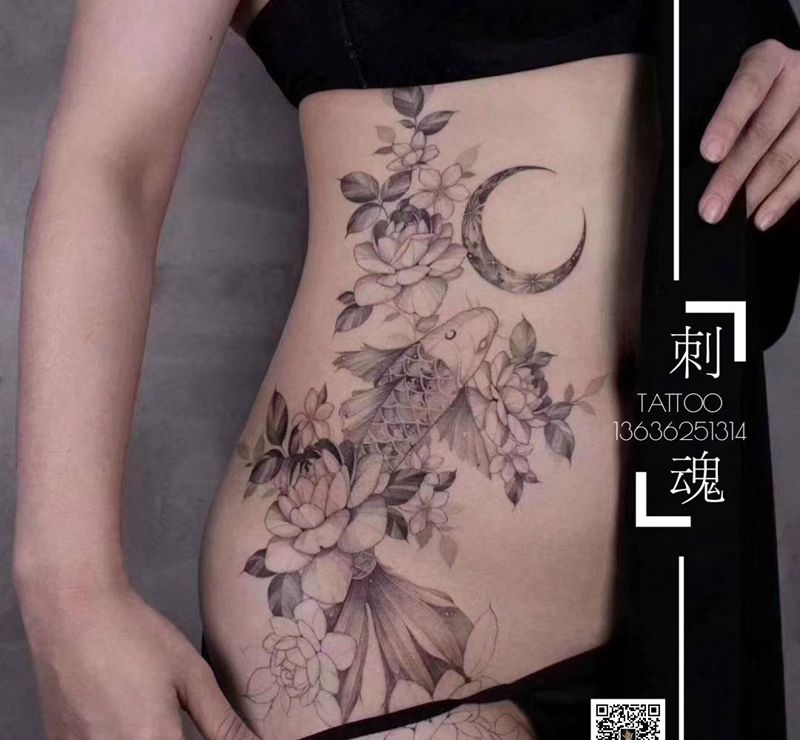 素花 鱼纹身图片_腰部几何新传统纹身图案