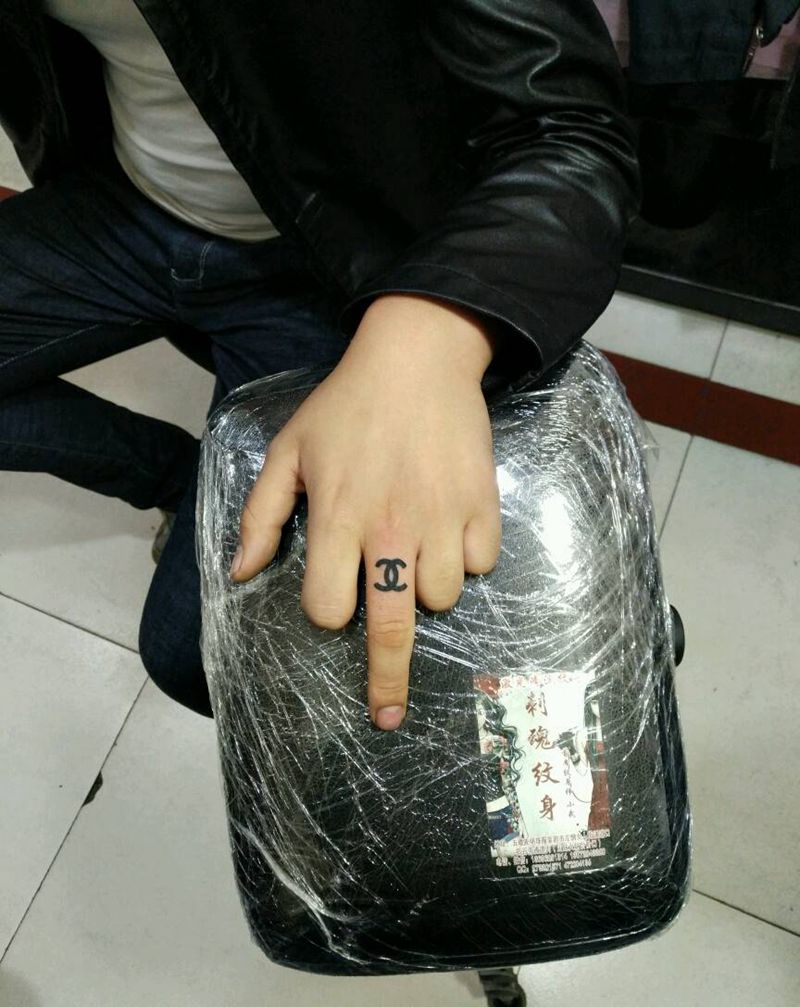 各种小图纹身图片_手臂手部传统清新几何图腾花絮生活成品手稿纹身图案