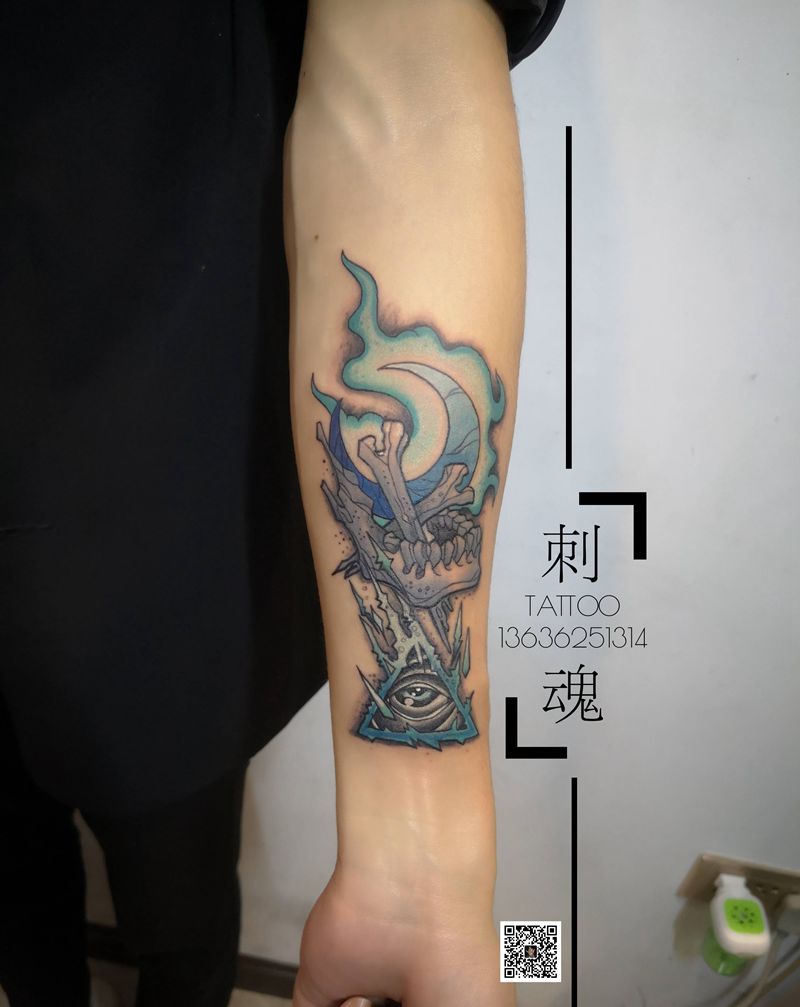 水彩图纹身图片_手臂Old School纹身图案