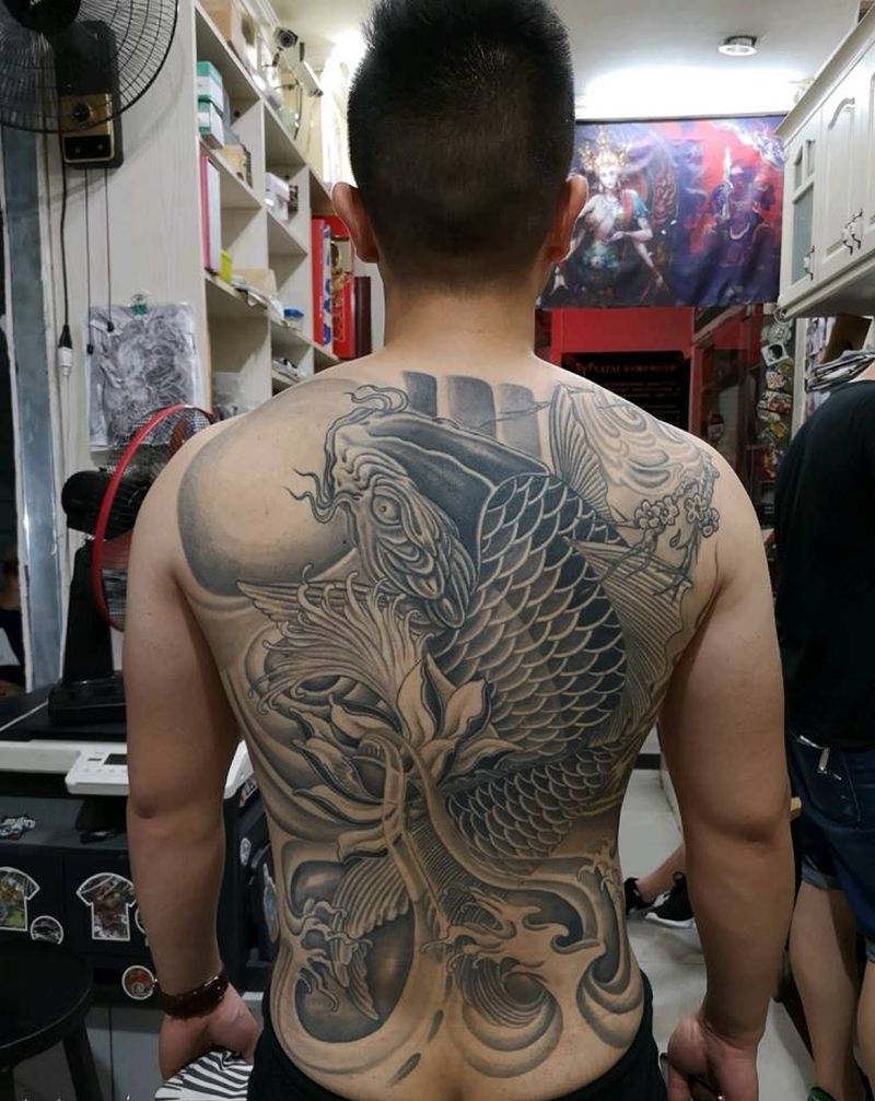 大满背纹身图片_背部传统习俗动物原创成品手稿纹身图案