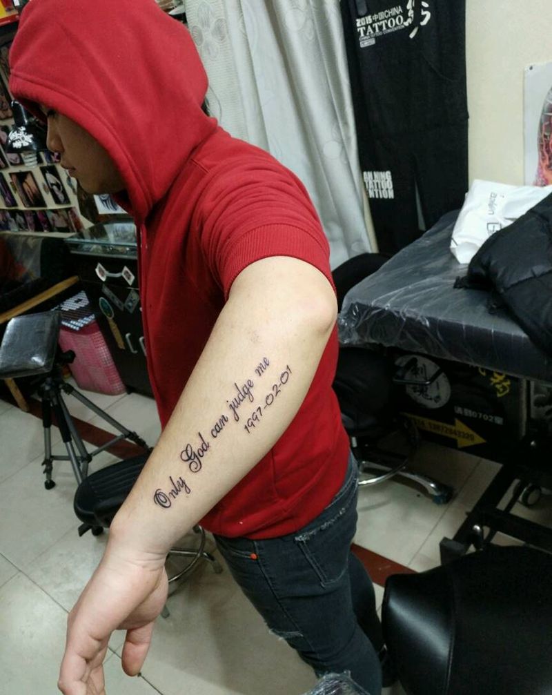 手臂哥特字母纹身图片_手臂传统字符原创花絮生活成品插画纹身图案