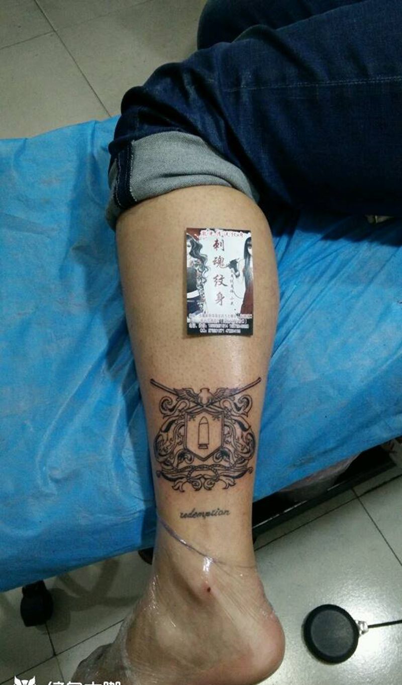 花体图腾纹身图片_腿部纹身图案