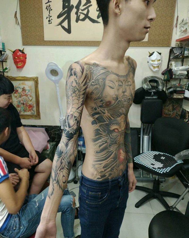 大花臂线条完成纹身图片_手臂传统动物原创花絮生活成品手稿纹身图案