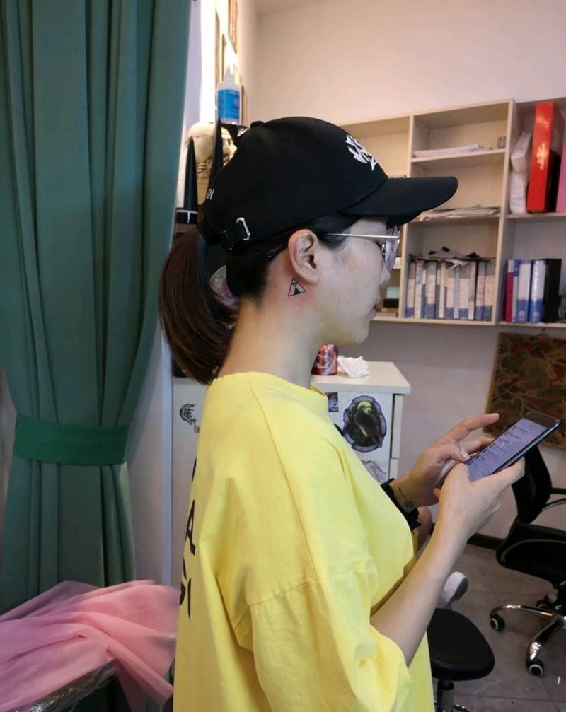 小清新纹身图片_手臂几何小清新纹身图案