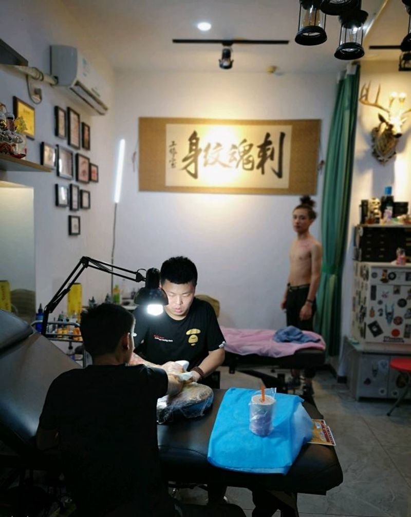 小清新纹身图片_手部几何小清新纹身图案