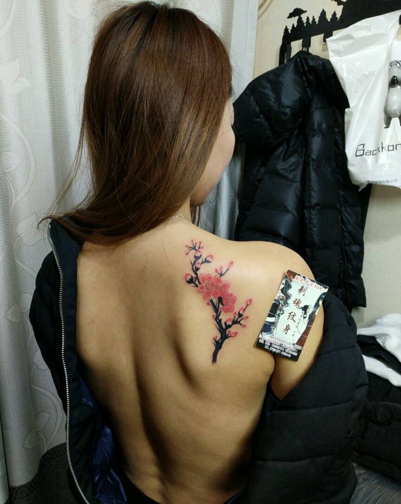 梅花纹身图片_肩部传统清新植物原创花絮生活成品插画纹身图案