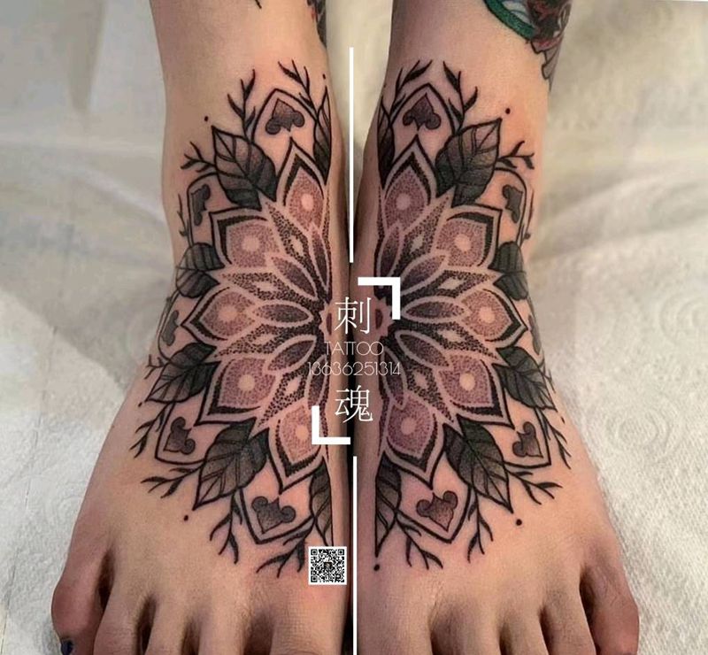 小图一组纹身图片_脚部几何点刺纹身图案