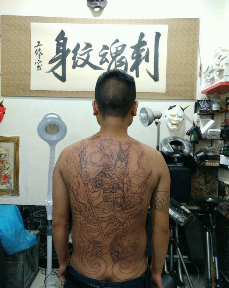 二郎神，线纹身图片_背部传统人物宗教原创花絮生活手稿插画纹身图案