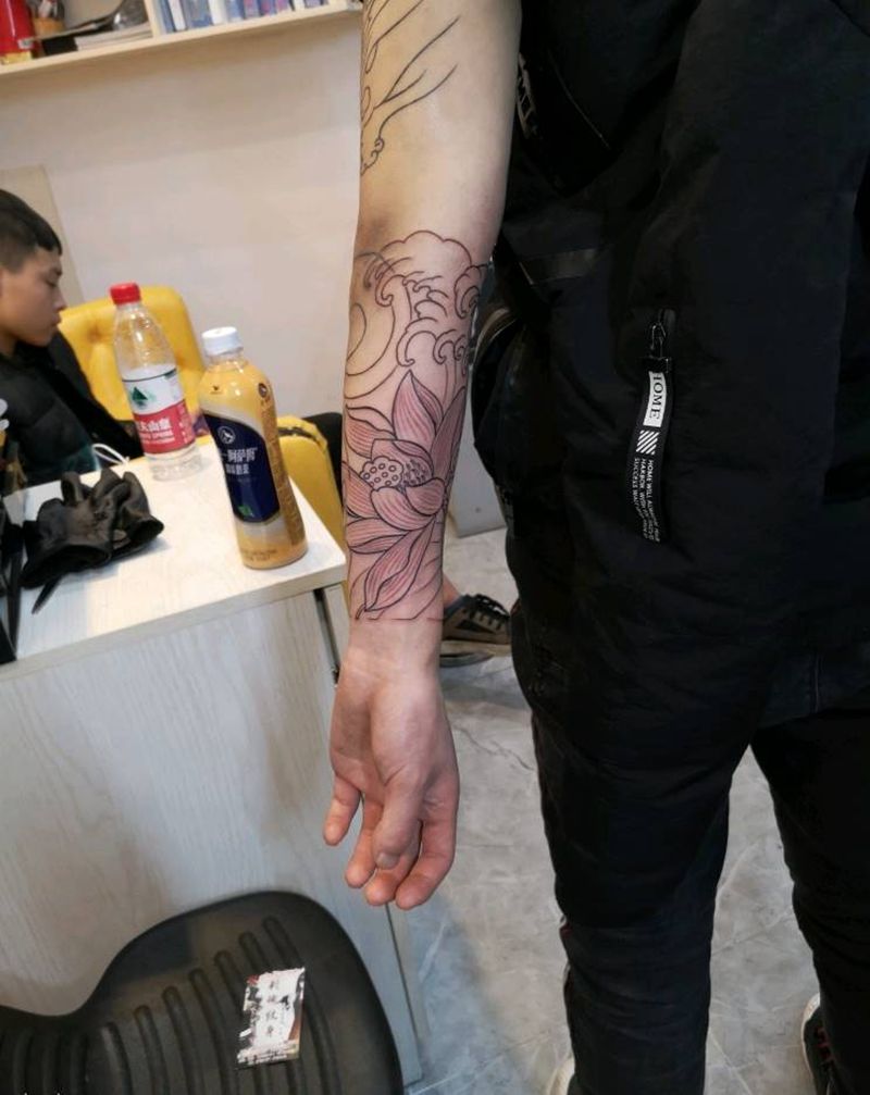 花臂线条纹身图片_手臂新传统纹身图案