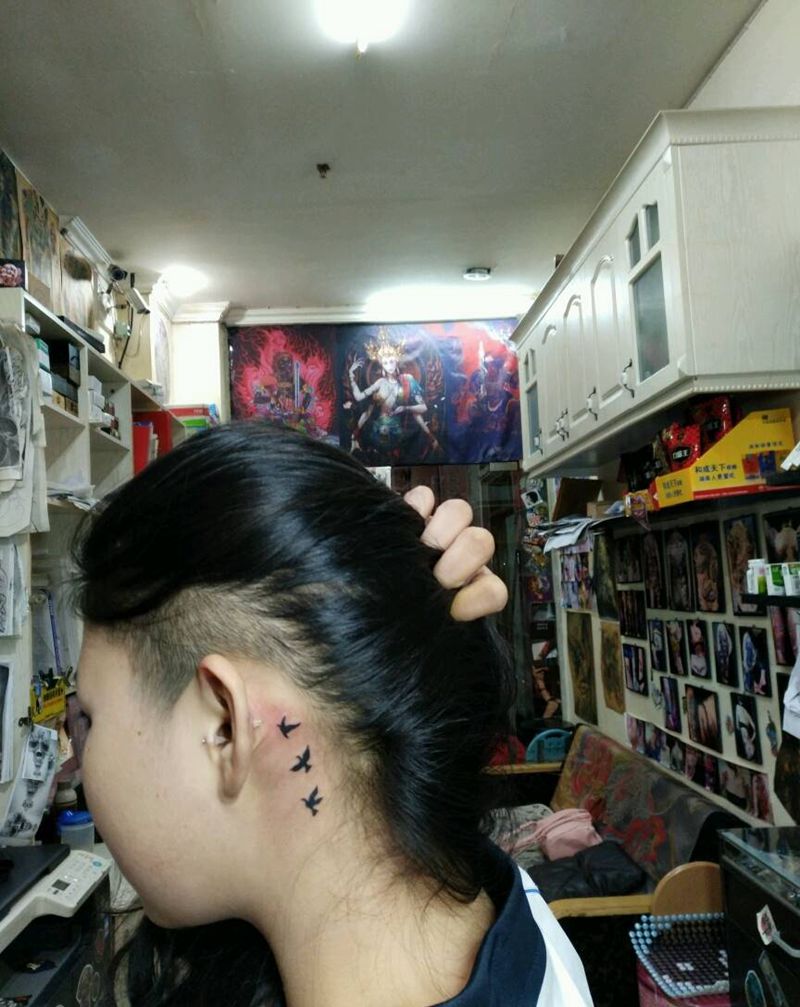 小鸟图腾纹身图片_颈部传统清新几何动物图腾原创花絮生活成品纹身图案