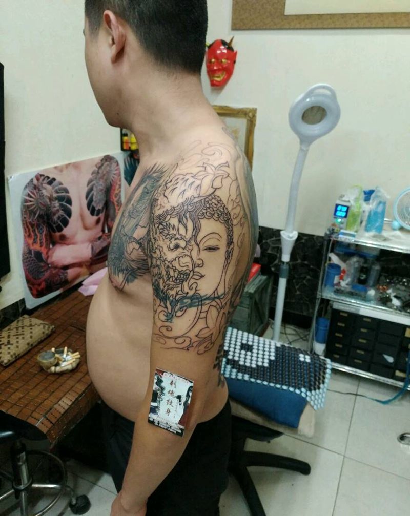 佛魔一念，小半甲，遮盖旧图纹身图片_胸部手臂传统人物鬼神宗教花絮生活成品手稿纹身图案