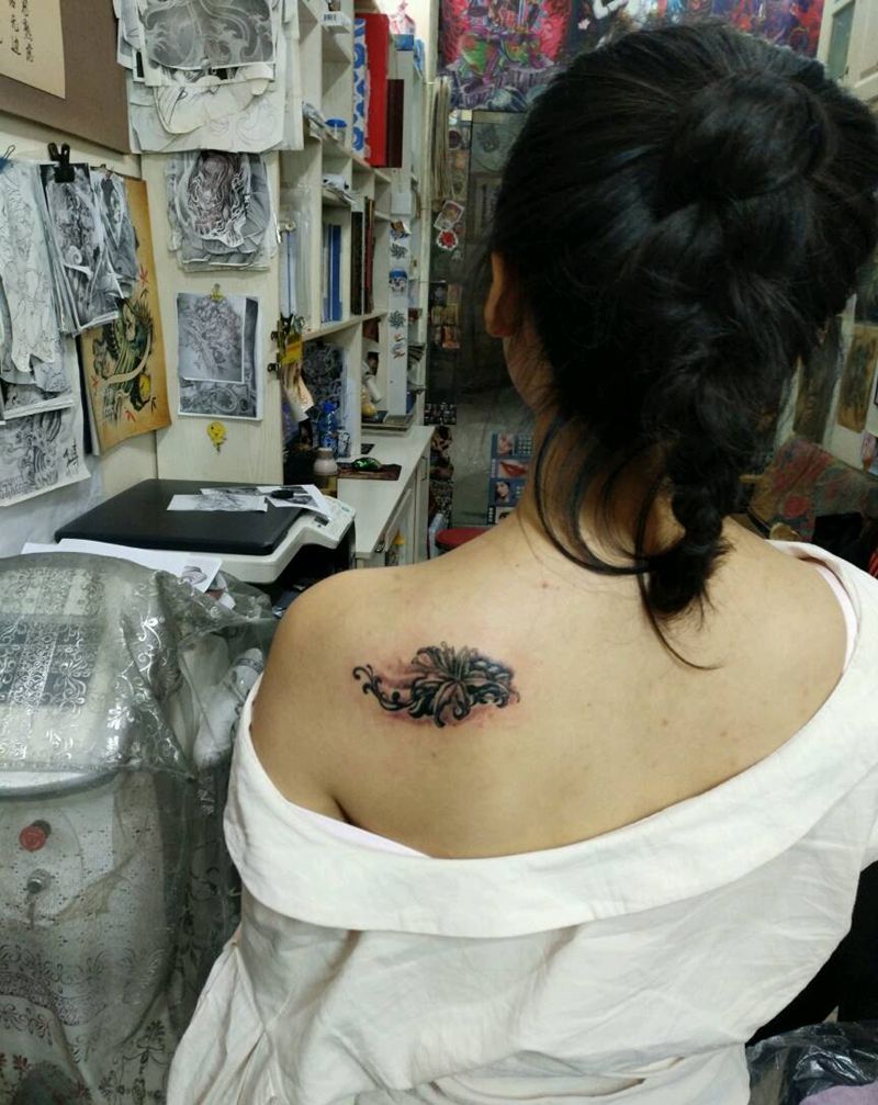 彼岸花纹身图片_传统清新植物原创花絮生活成品手稿纹身图案