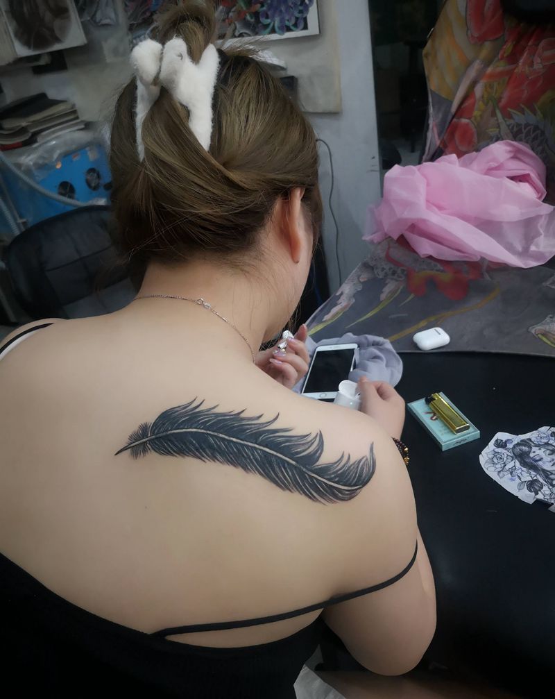 近期作品纹身图片_肩部几何纹身图案