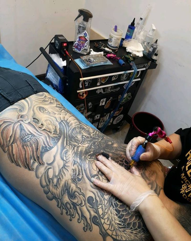 刺魂作品集纹身图片_手臂新传统纹身图案