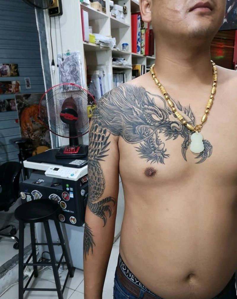 过肩龙恢复后效果纹身图片_手臂传统清新原创成品手稿插画纹身图案