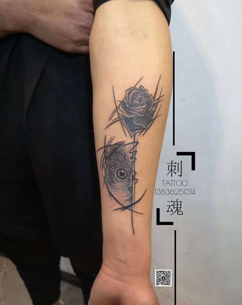 小图两枚纹身图片_手臂水墨几何纹身图案