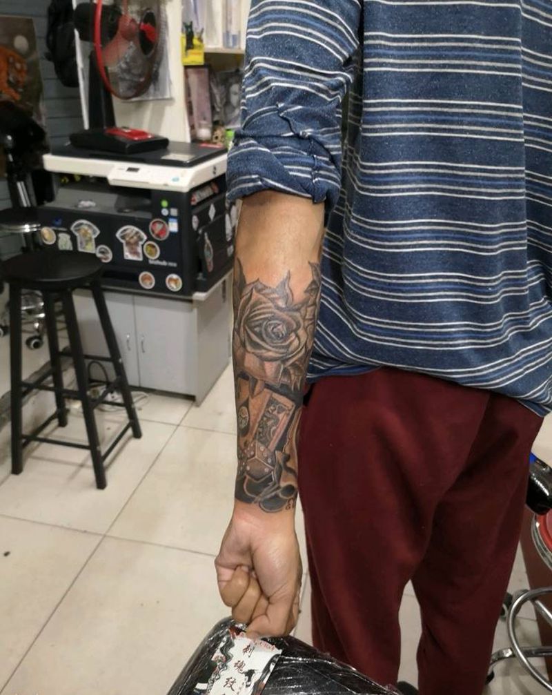 包小臂骷髅纹身图片