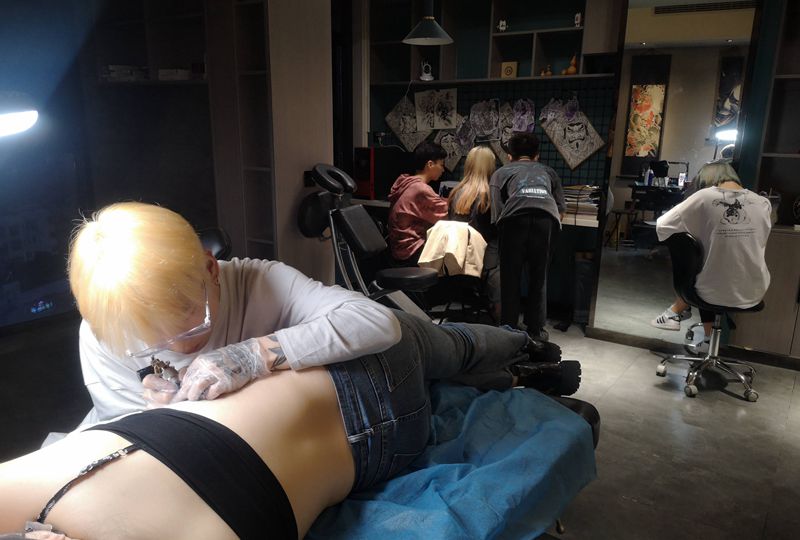 店内花絮分享纹身图片_手臂花絮纹身图案