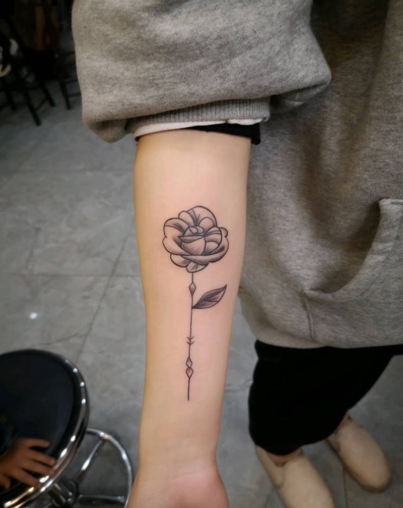 小花花纹身图片_手臂几何纹身图案