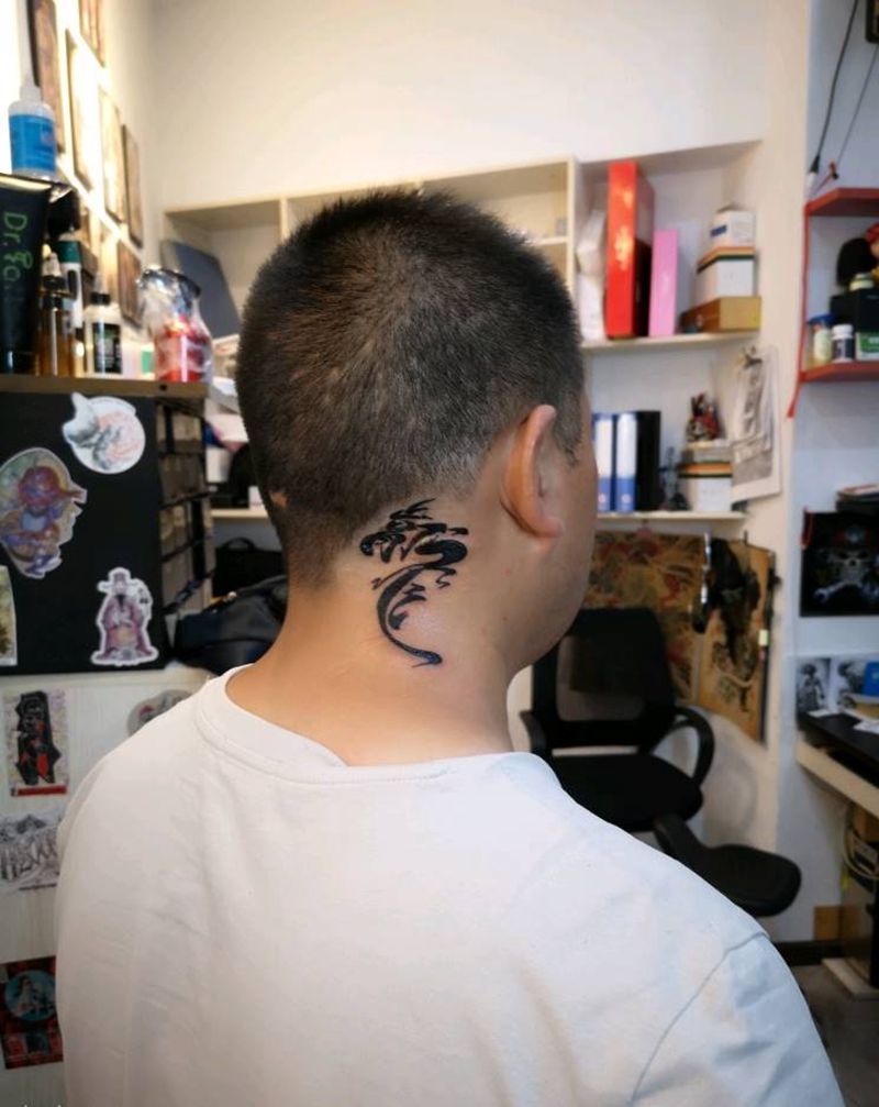 龙图腾纹身图片_颈部图腾纹身图案
