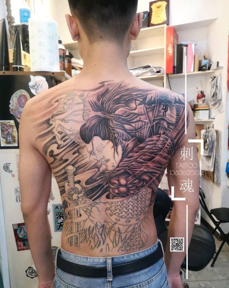 满背项羽未完纹身图片_背部新传统纹身图案
