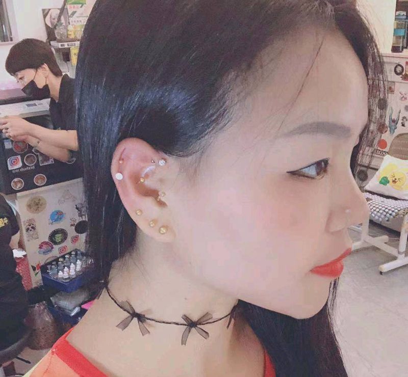 买家秀纹身图片_颈部点刺纹身图案