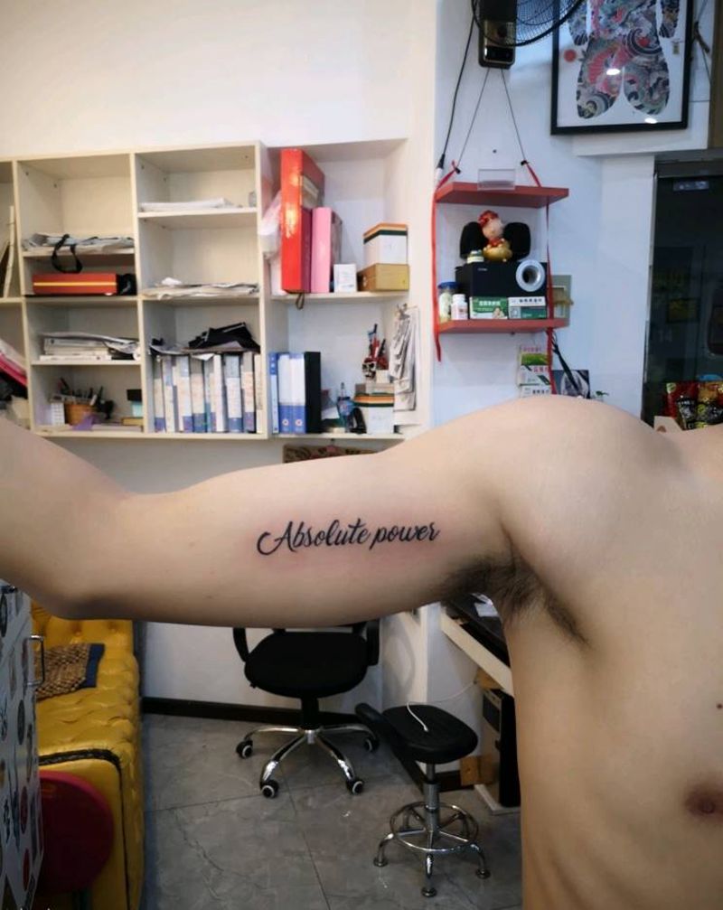 哥特字母纹身图片_手臂图腾纹身图案