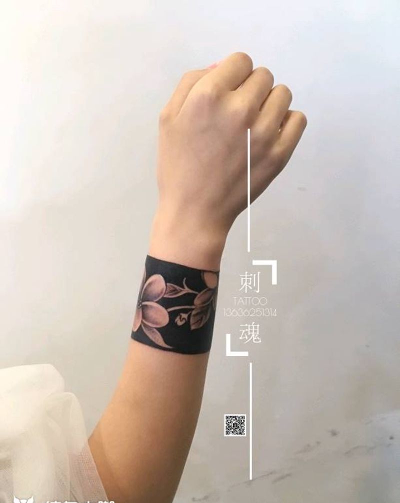 刺魂纹身作品集纹身图片_肩部新传统纹身图案