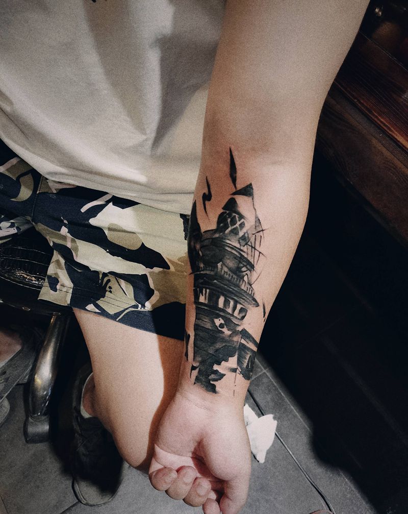 灯塔（遮盖）纹身图片_水墨纹身图案