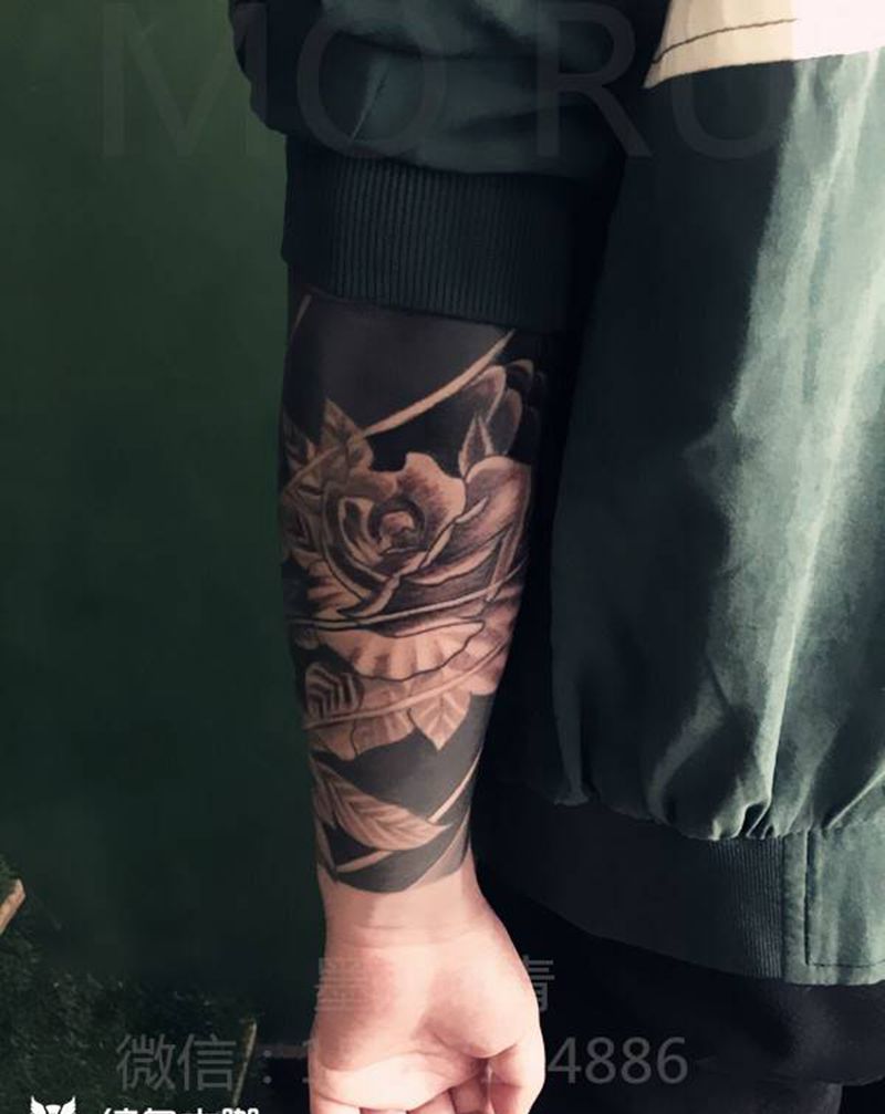 花纹身图片_手臂纹身图案