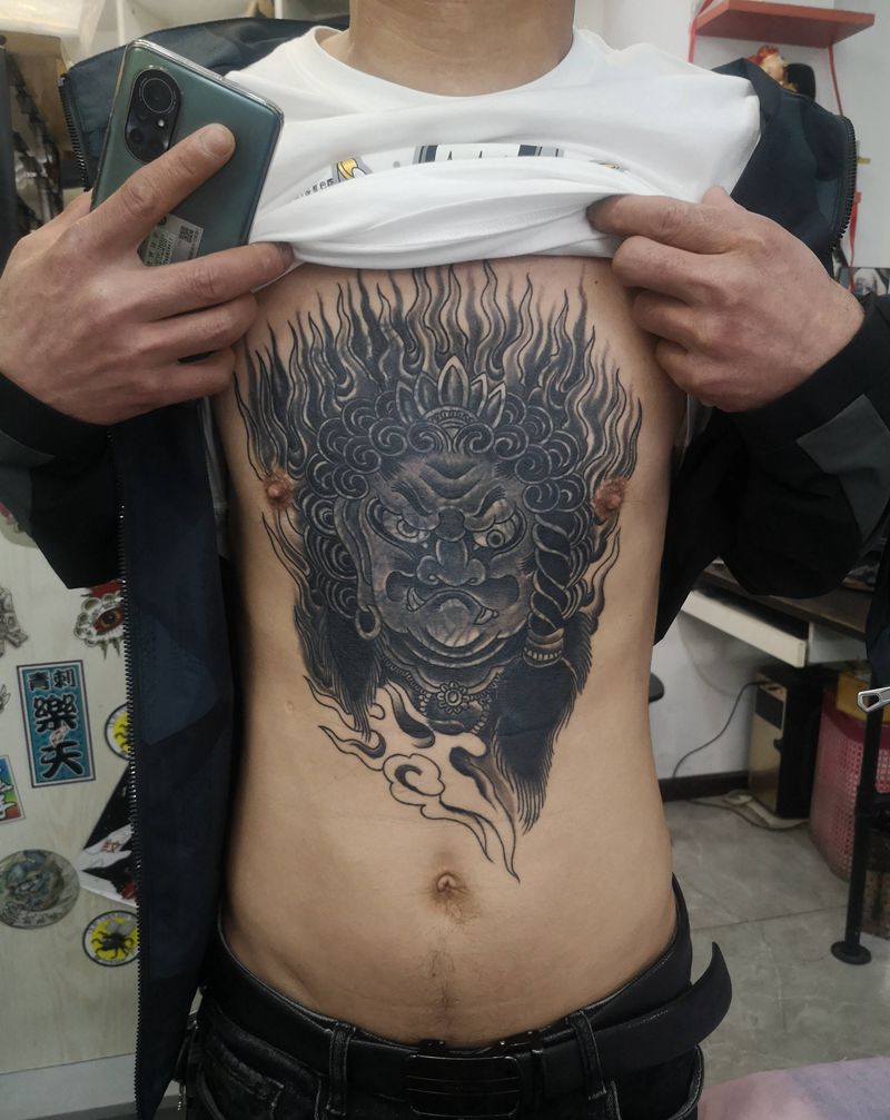 近期店内作品纹身图片_背部新传统纹身图案