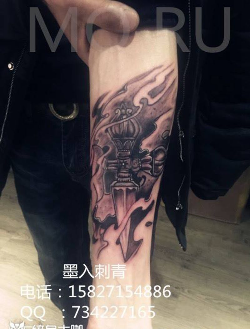 小手臂纹身用时四小时纹身图片