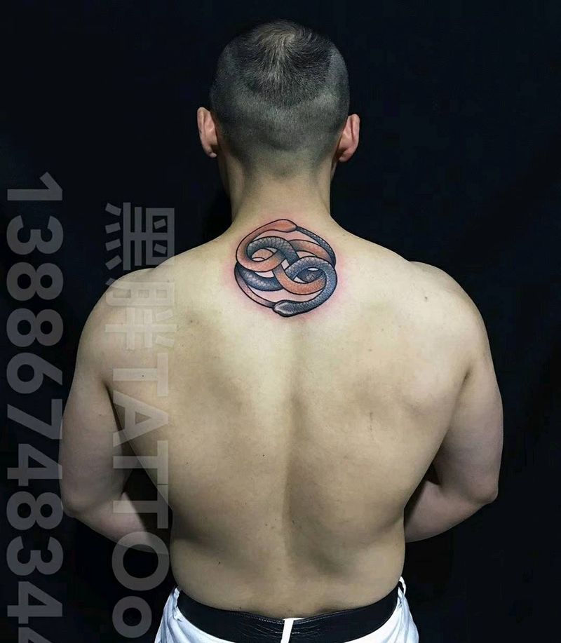 阴阳蛇纹身图片