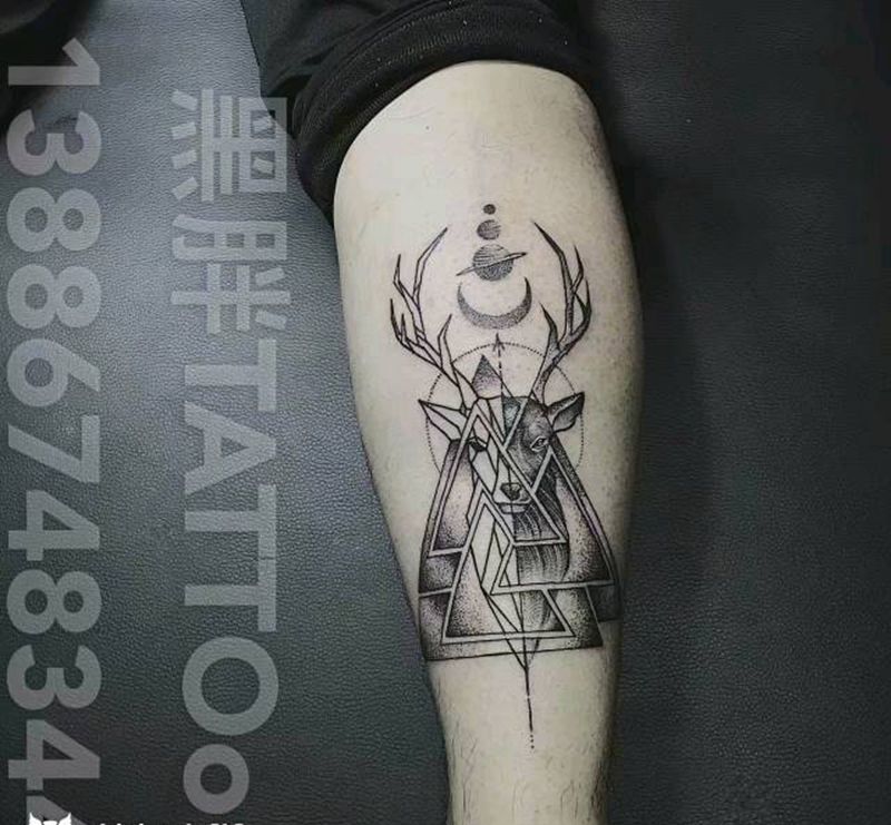鹿纹身图片