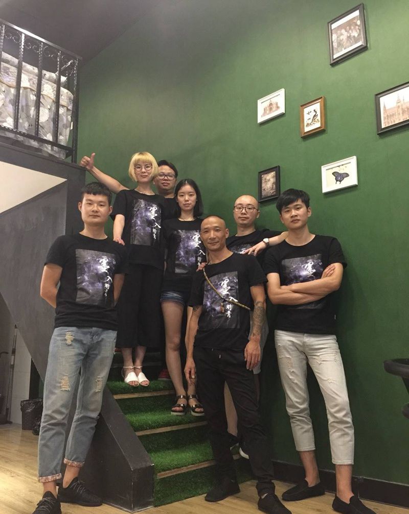 墨入全体成员纹身图片