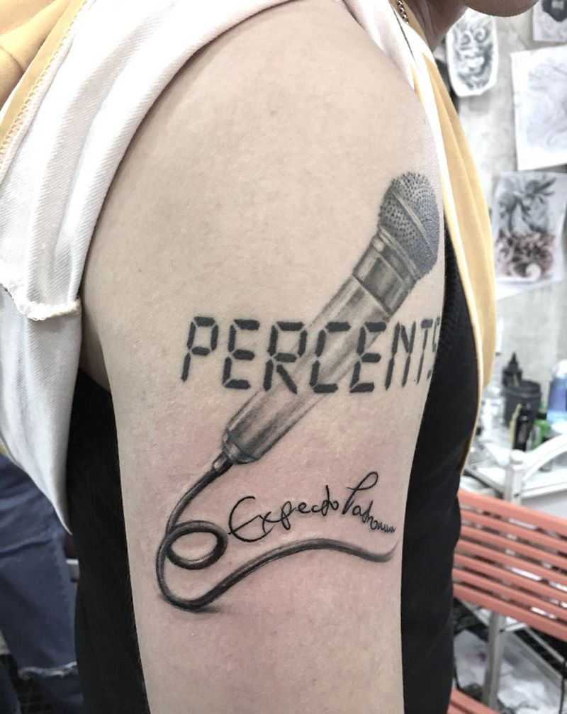 补了一根话筒线纹身图片