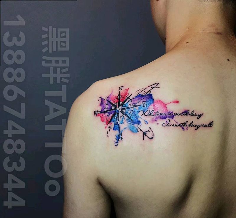指南针纹身图片