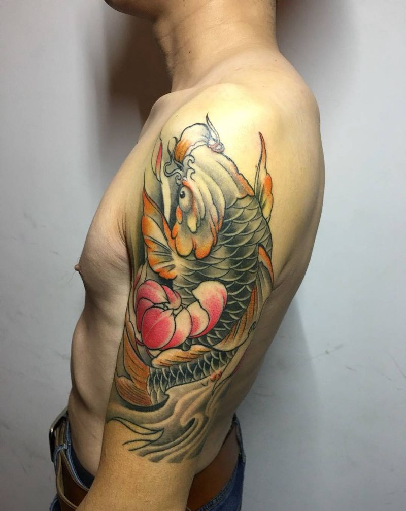 大臂鲤鱼纹身图片