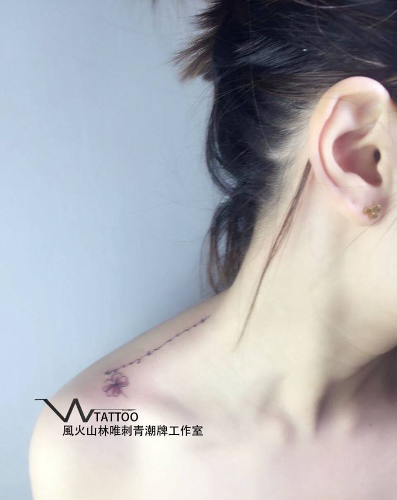 爱是幸运纹身图片_颈部成品清新字符荆州唯刺青纹身图案