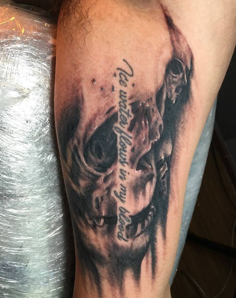 大臂内侧骷髅纹身图片