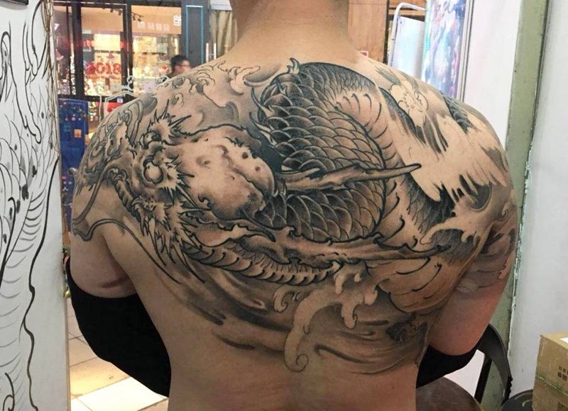 青龙恢复中，后期彩色纹身图片