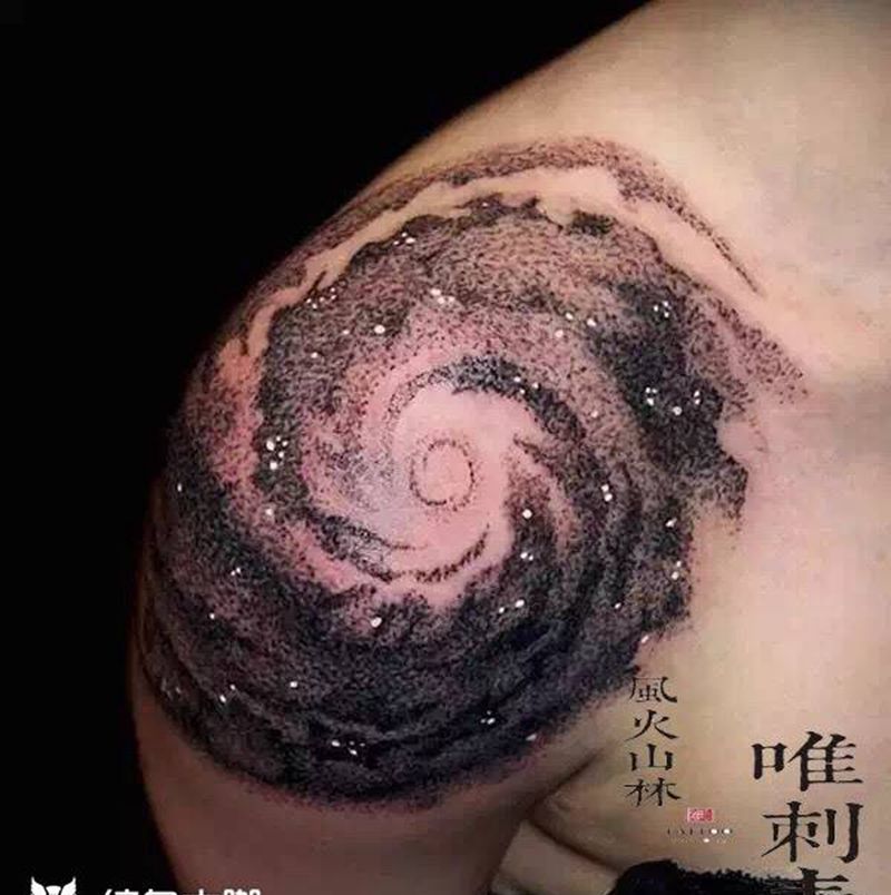 银河系纹身图片