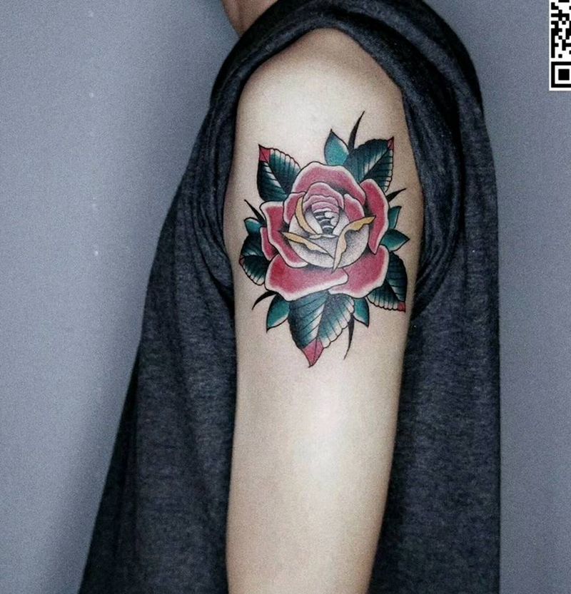old school玫瑰花纹身图片_手臂纹身图案