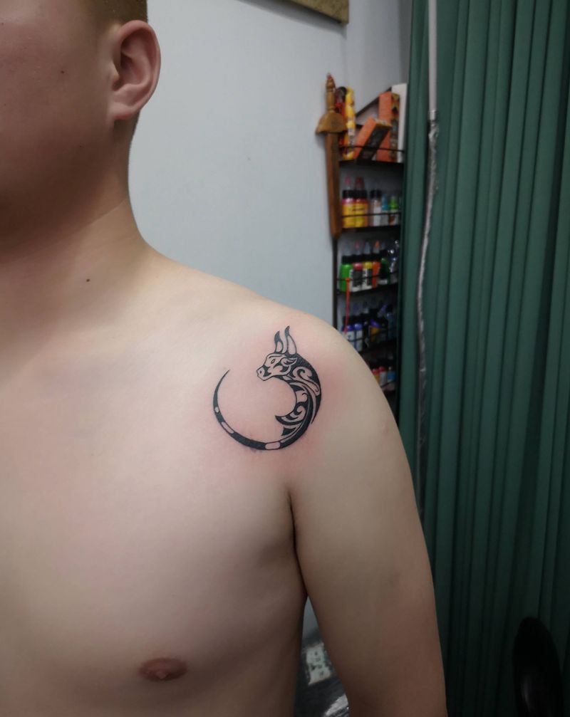 近期作品纹身图片_手臂新传统纹身图案