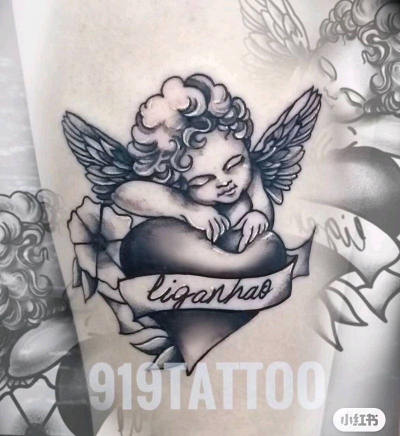 小天使纹身图片_腿部纹身图案