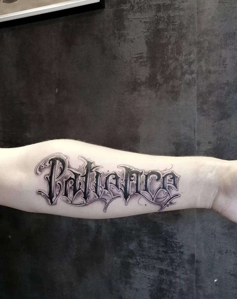 花体纹身图片_手臂纹身图案