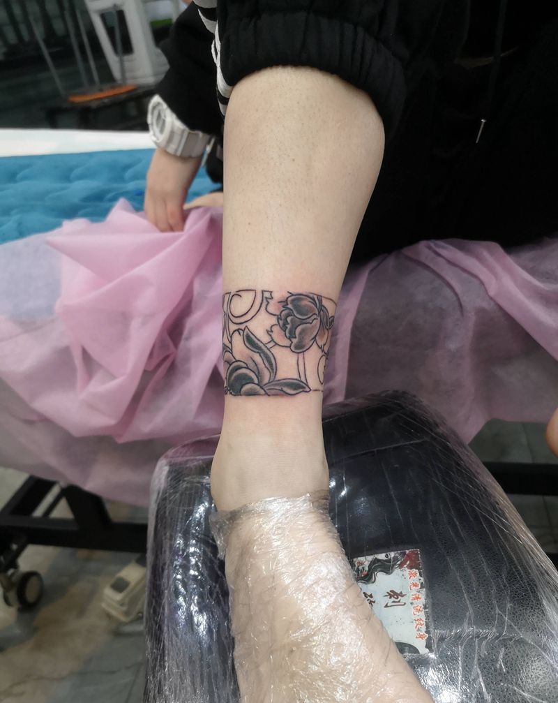 近期小作纹身图片_手臂新传统纹身图案